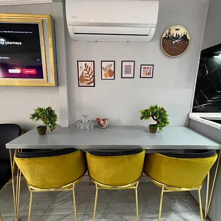 Taksim Larissa Istanboel