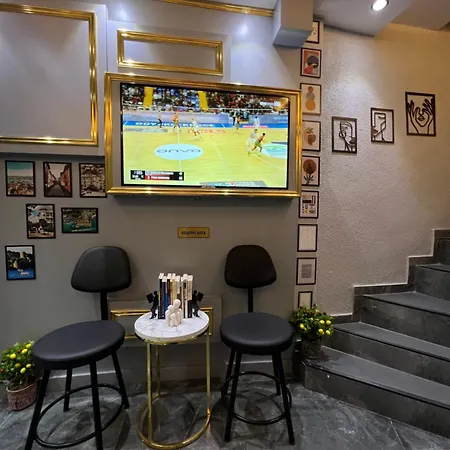 Aparthotel Taksim Larissa 4*