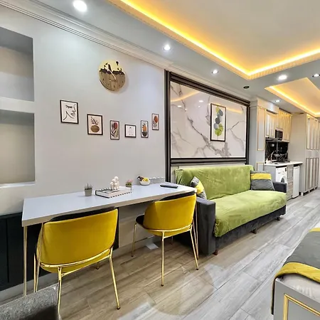 Taksim Larissa Κωνσταντινούπολη