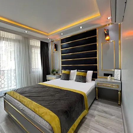 Taksim Larissa Aparthotel 4*