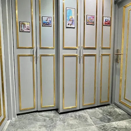 Taksim Larissa Aparthotel 4*