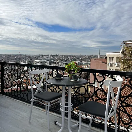 Taksim Larissa 4* Istanbul